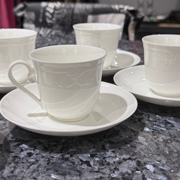 ☕️ Collectible Villeroy & Boch Fiori Weiss Tea Set | 6 Cups + 6 Saucers ☕️ - Picture 8 of 16
